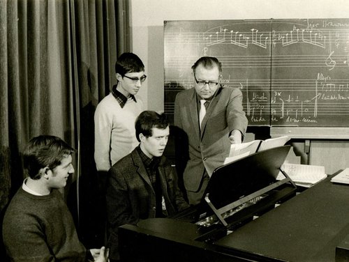 B. Hummel (r.) mit Norbert Düchtel, Arno Leicht und Franz Erasmus Spannheimer (von l. nach r.) 1965
